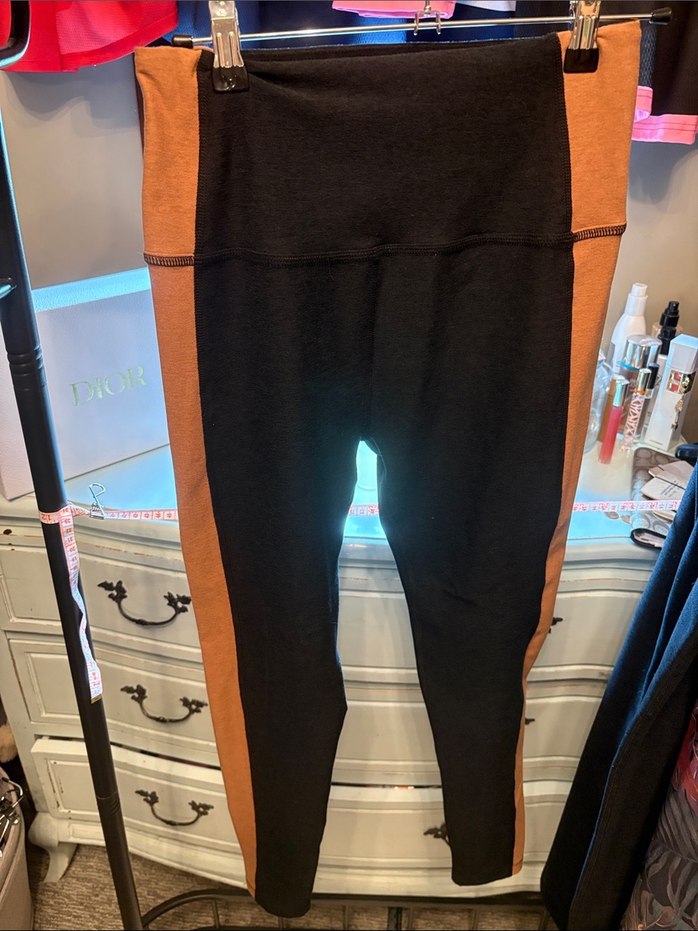 Beyond Yoga Black Leggings with Brown Side Panels